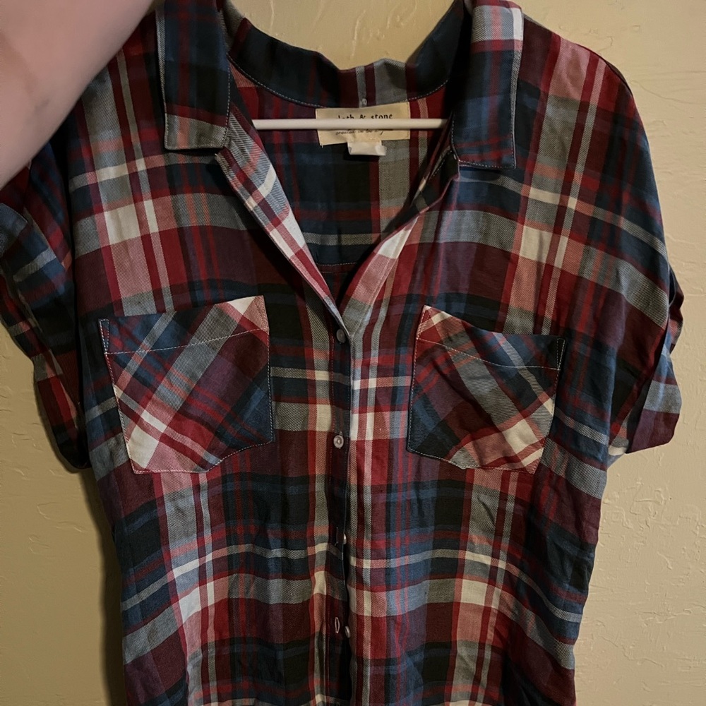 Short sleeve flannel top